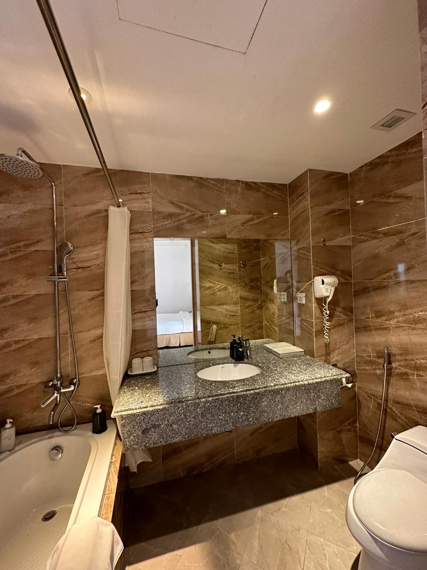 Sky Gem Hotel Sora Ho Şi Min Dış mekan fotoğraf